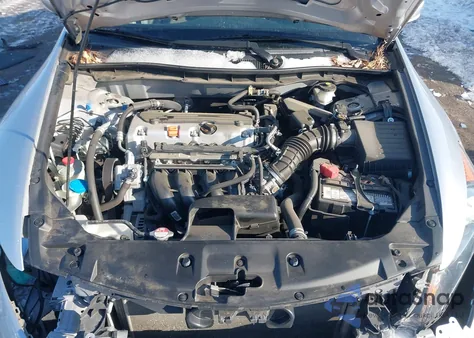 2011 Honda Accord 2.4 Lx z USA, uszkodzony, nr VIN 1HGCP2F39BA234218